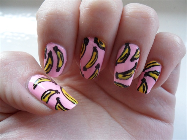 Nail art bananas