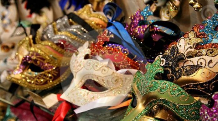Máscaras de Carnaval 2026: Veneziana, Masculina, Feminina Máscaras de Carnaval 2026