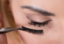 Como colocar cílios postiços Como colocar cílios postiços