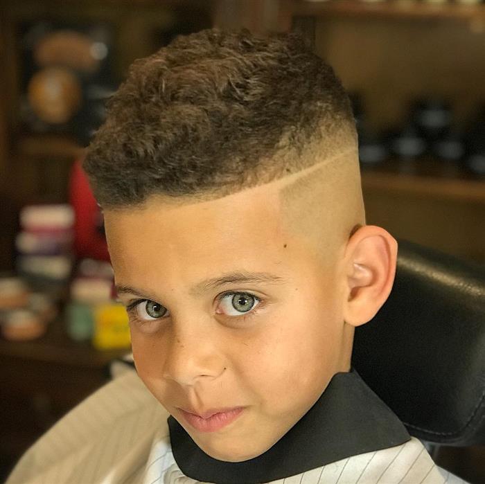 Corte de cabelo infantil meninos