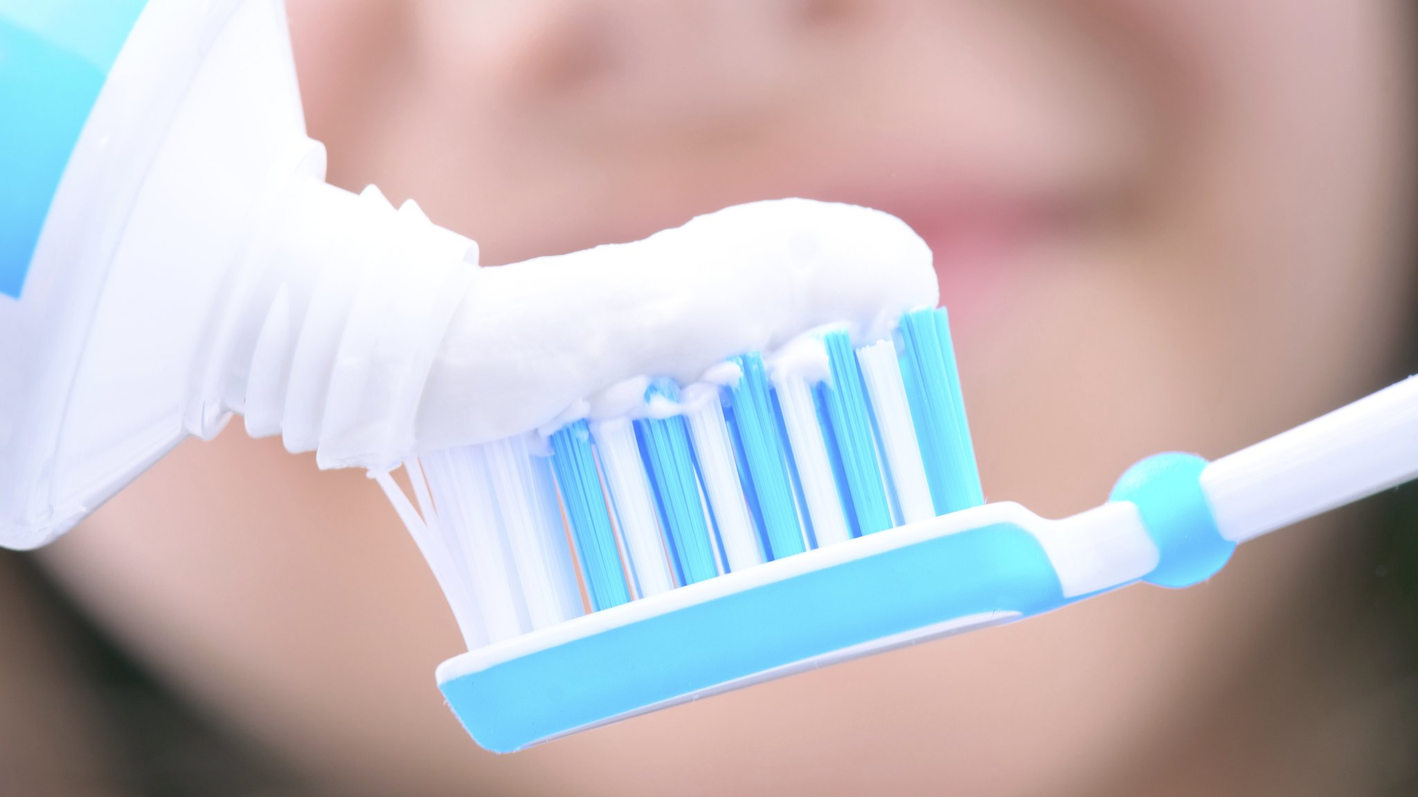 melhor creme dental